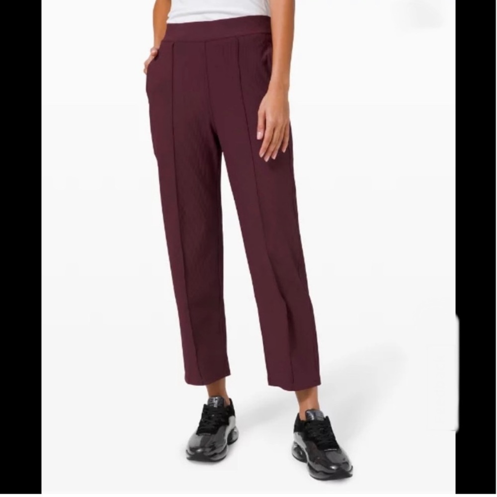 NWOT Lululemon Urban Strides Pant